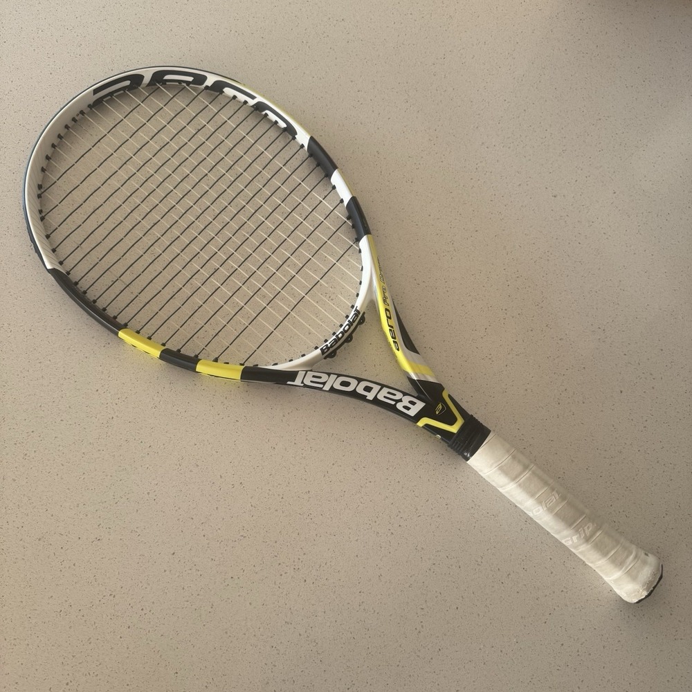 Babolat Aero Pro Drive Cortex Tennis Racquet 100 in² Head 4 1/2" Grip